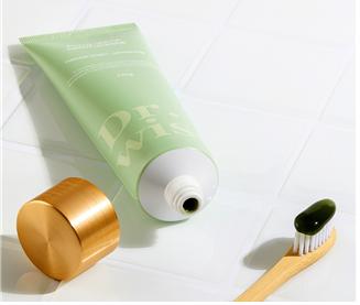 ▲ ‘닥터와이즈 퓨어덴트’ 치약 (금은화 추출물 함유)