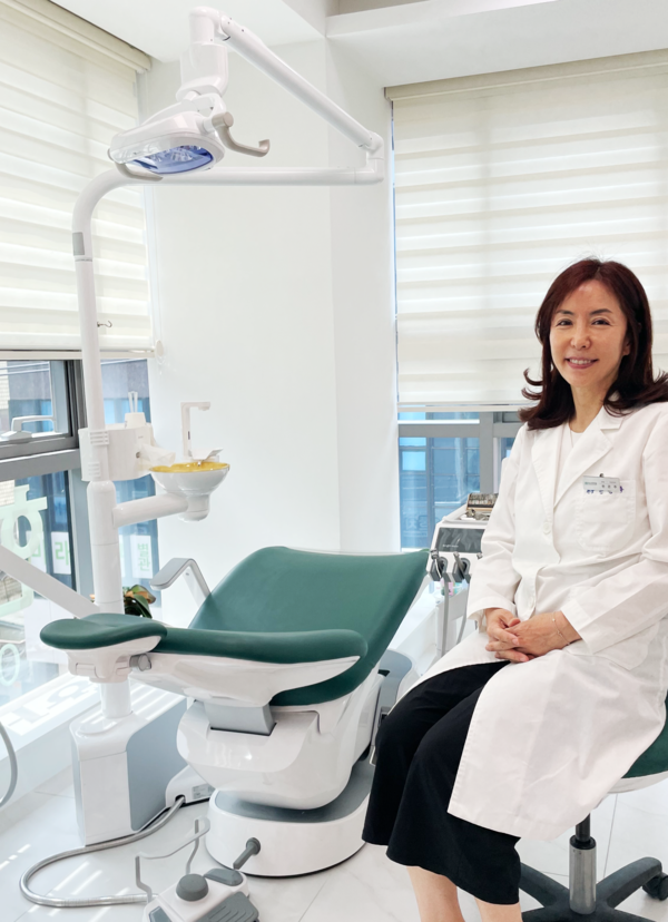 bright alone 앞에서 한은주 원장