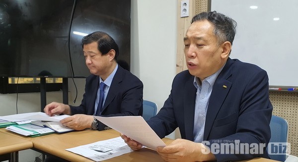 우측이 장재완 대표