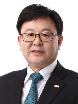 김영만 치과의료정책연구원장