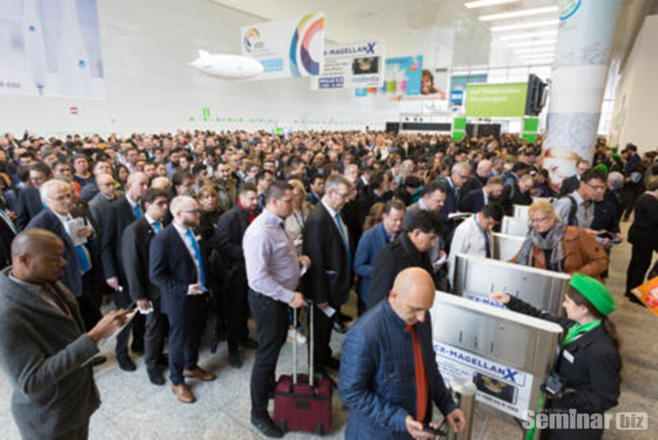 사진은 2019 독일 IDS