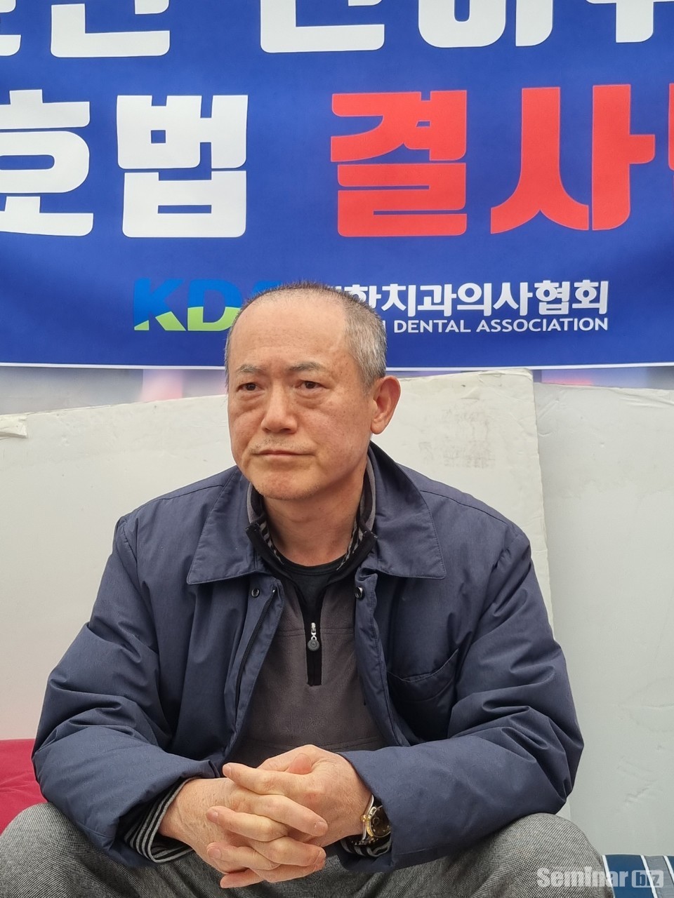 의료인 면허취소법 폐기를 위해  4일째 단식농성중인 박태근 협회장