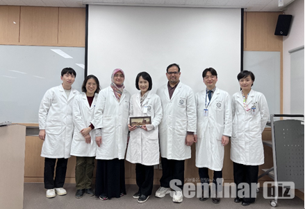 . 수면무호흡 교정 집중 연수 코스에 참가한 말레이시아 치과의사들과 경희대 교정과 교수들