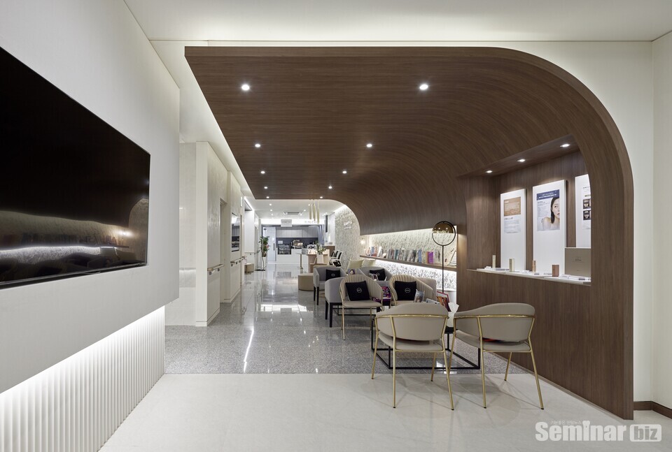 파주 선치과병원 인테리어 부분