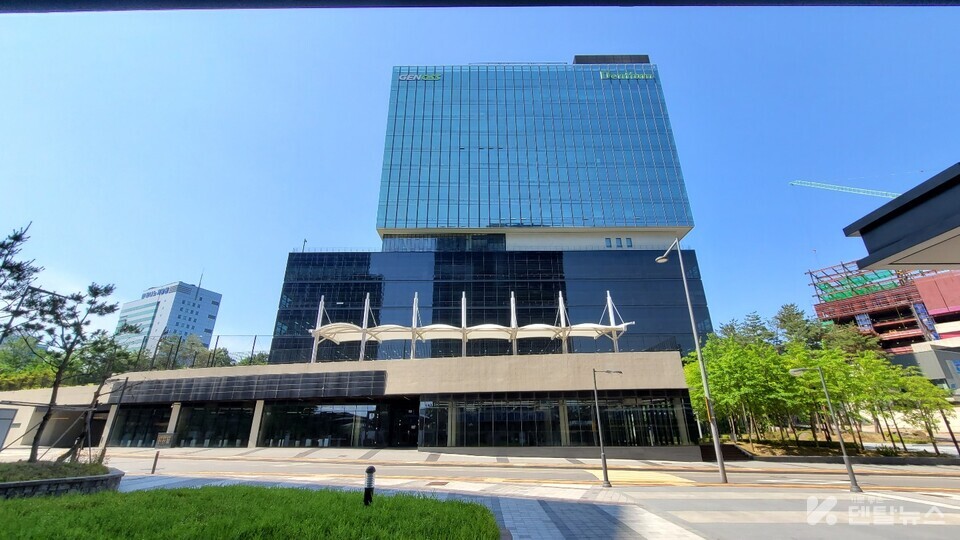 덴티움 광교사옥 전경