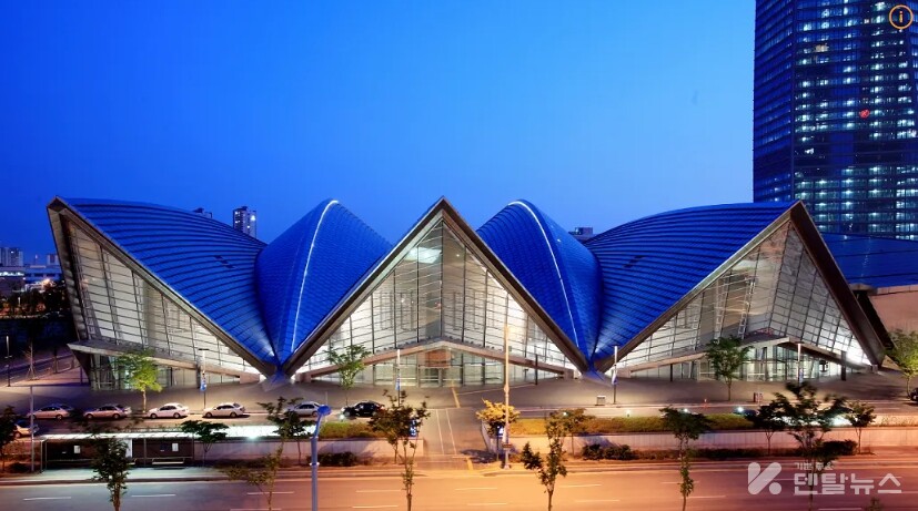 100주년 행사가 개최되는 송도컨벤시아 전경