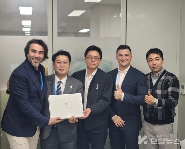 왼쪽부터 Cem Dergin 메인코드 메디컬 대표, 박준상 메인코드 메디컬 부사장, 류재환 제론셀베인 전무, Kemal Resul 메인코드 메디컬 매니저, 이유준 제론셀베인 부장