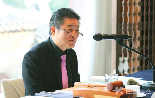 한성희 후원회장