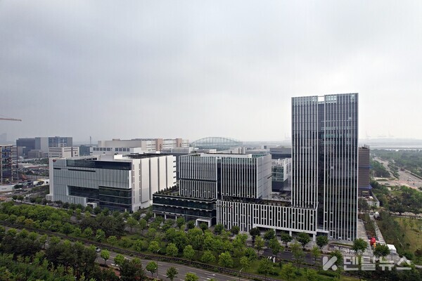 트리플타워 전경