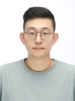 수석합격한 김희균선생