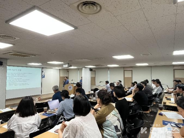 이번 워크숍은 단순한 제도 검토를 넘어, 구강악안면외과학회의 미래를 함께 설계하는 소통과 협력의 장이 되었다 덴탈뉴스