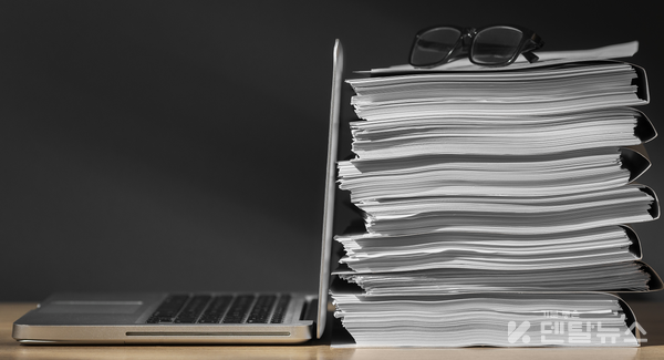 최근 3년간 디스플레이·반도체 등 국내 핵심 산업 기술의 해외유출이 두 배 이상 급증한 것으로 나타났다. 덴탈뉴스 